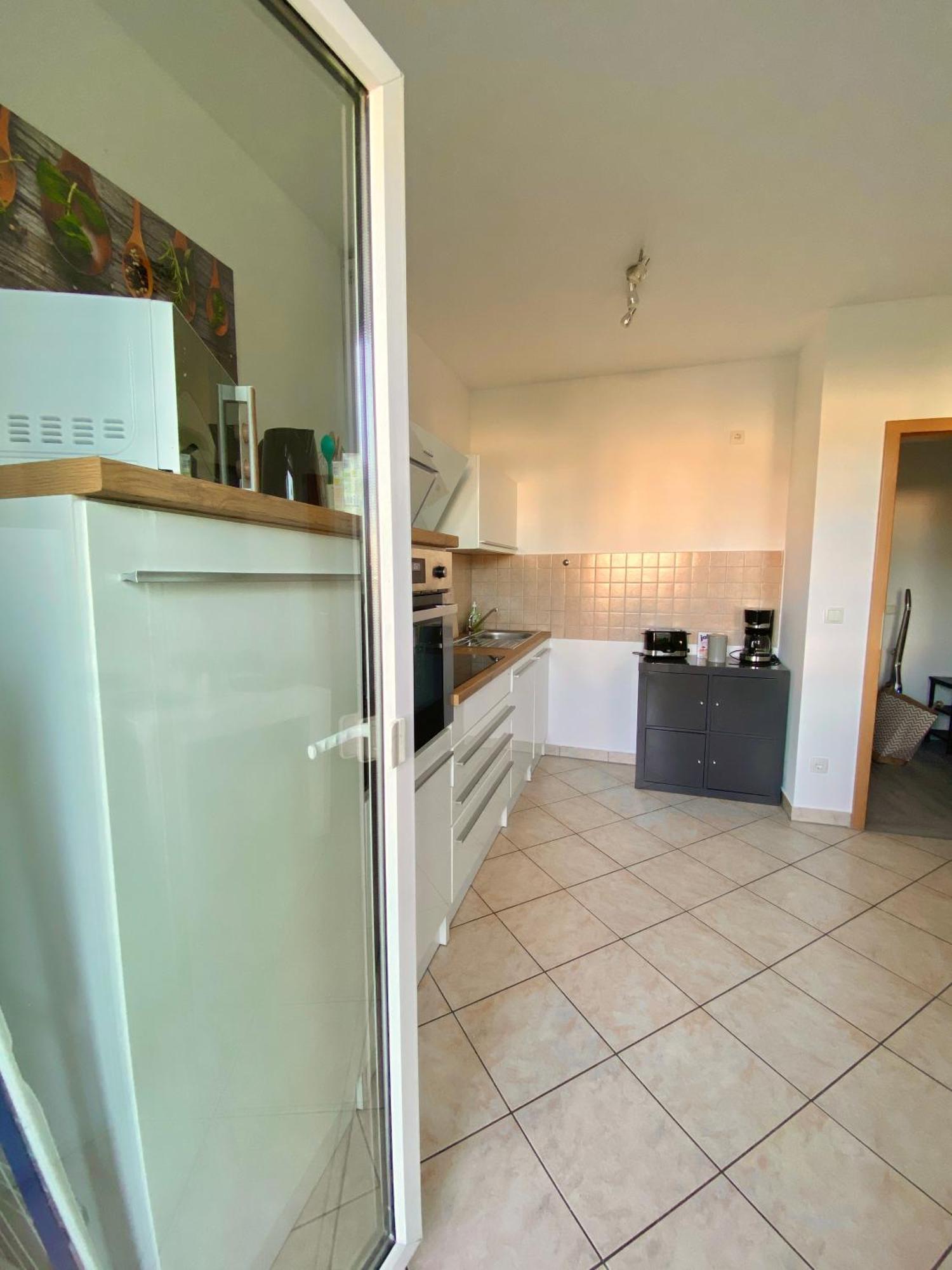 Schoene 3-Zimmer Monteurswohnung Im Sueden Von Leipzig Eg Bagian luar foto